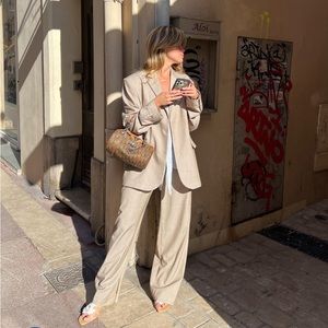 Djerf Avenue Favorite Pants Oat